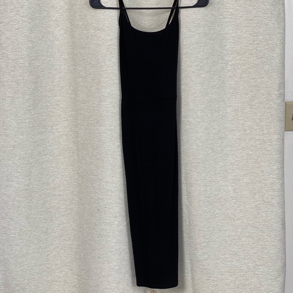 Black ribbed form fitting dress
